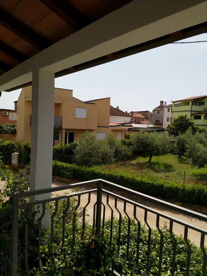 Happy Home Petrovija Exterior foto